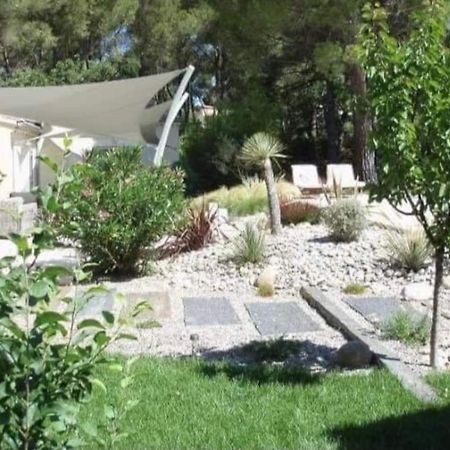 … Et La Fourmi Villa Saumane-de-Vaucluse Bagian luar foto