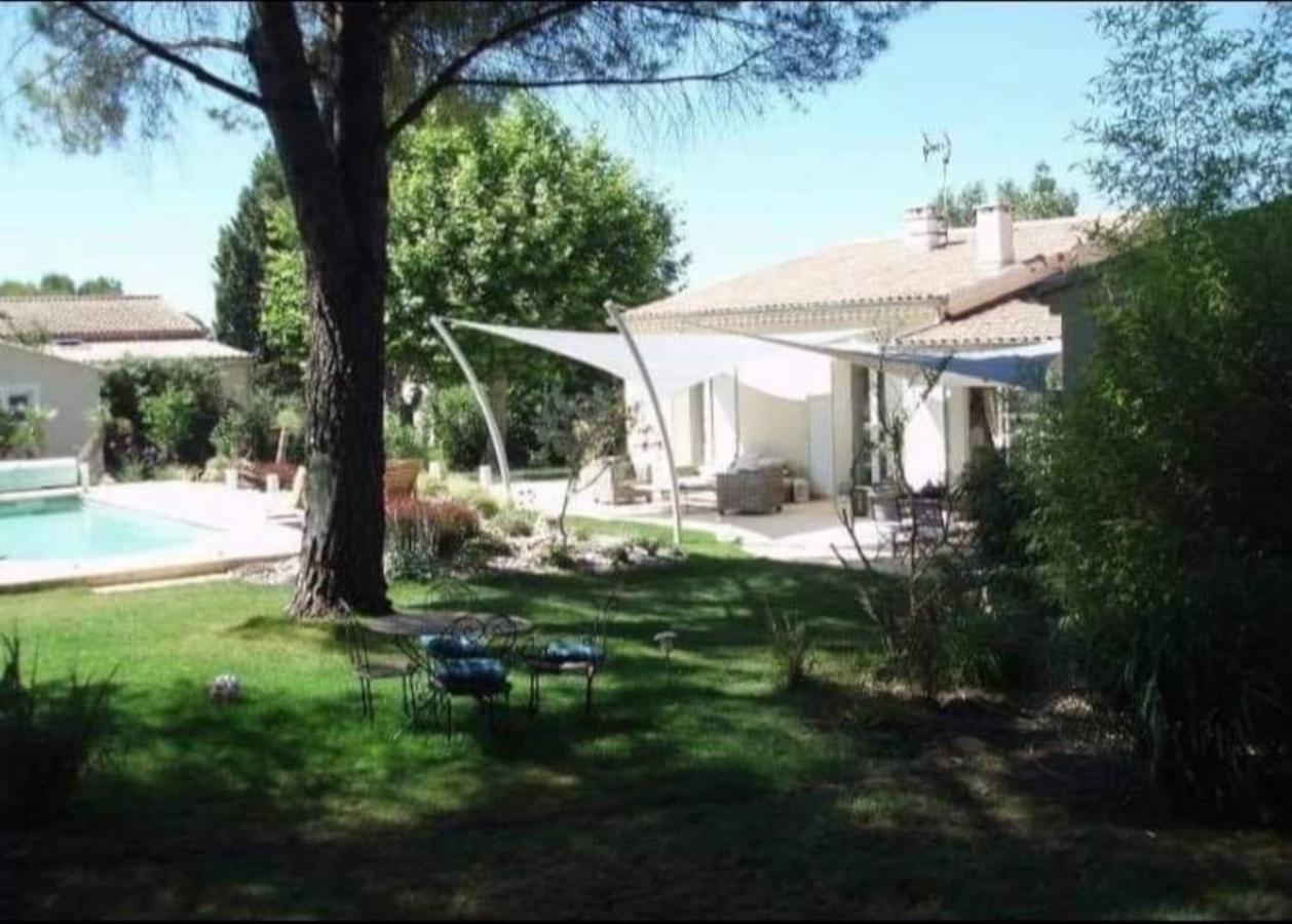 … Et La Fourmi Villa Saumane-de-Vaucluse Bagian luar foto
